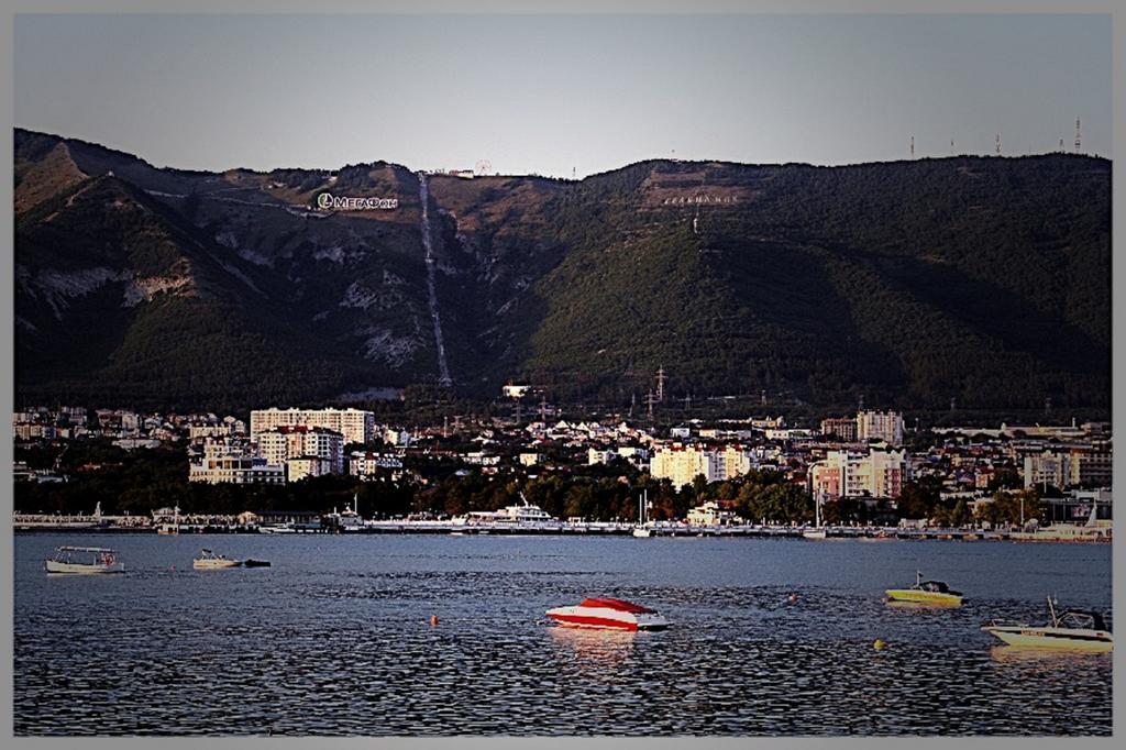 Apartment On Krymskaya Gelendzhik Exterior photo